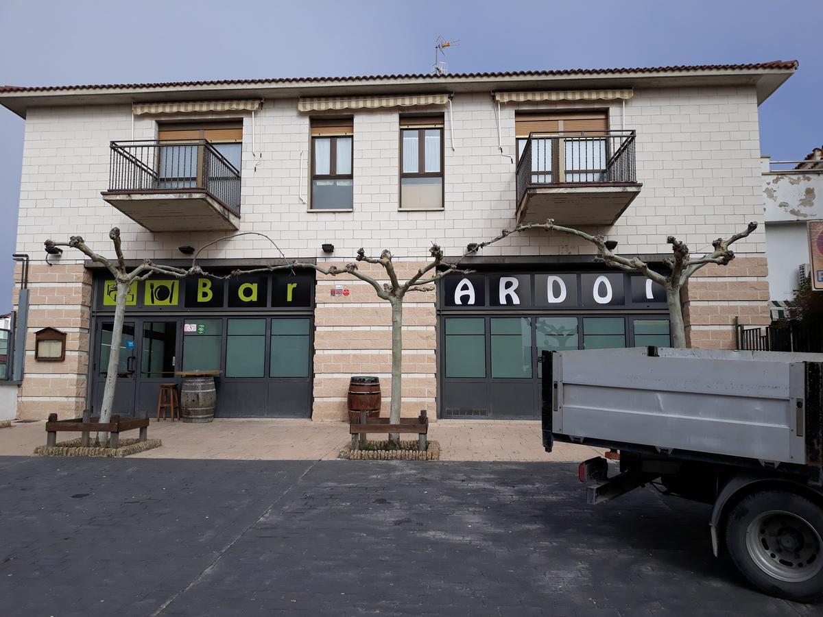 Hostal Ardoi Zizur Mayor Eksteriør billede